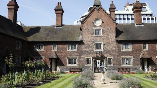 Photo of the courtyard at Whitgift Almshouses.