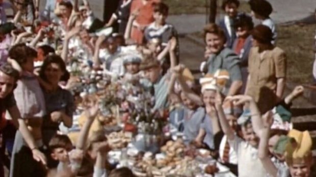 Street Party in Croydon 1945